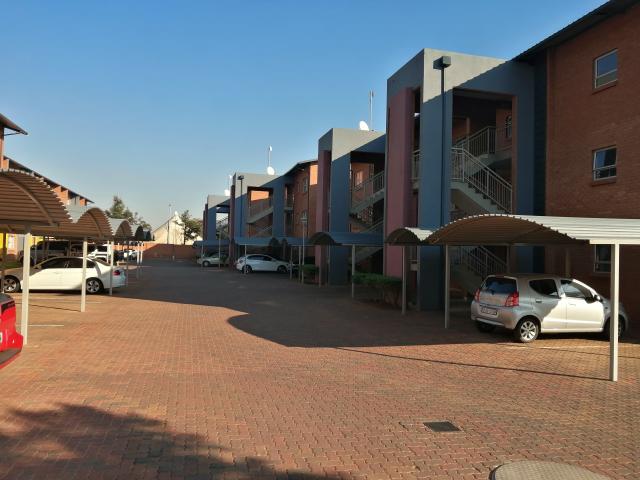 2 Bedroom Apartment To Let in Montana