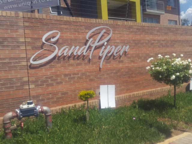2 Bedroom Apartment To Let in Montana