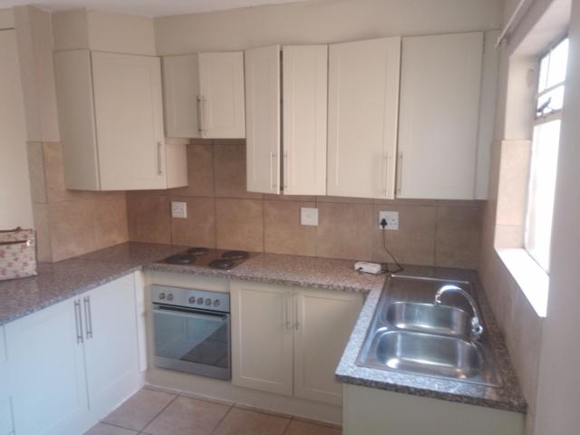 2 Bedroom Apartment To Let in Montana