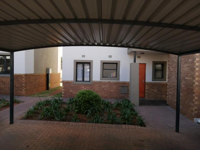 2 Bedroom Apartment To Let in Montana