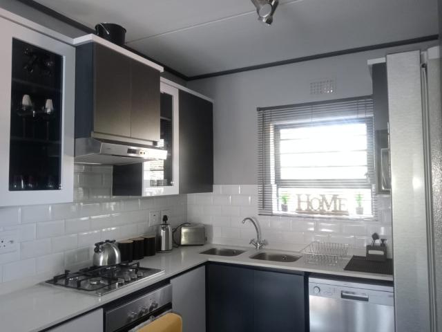 2 Bedroom Apartment To Let in Montana