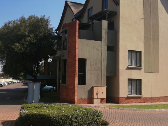2 Bedroom Apartment To Let in Montana