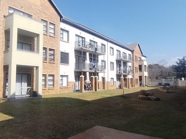 2 Bedroom Apartment To Let in Montana
