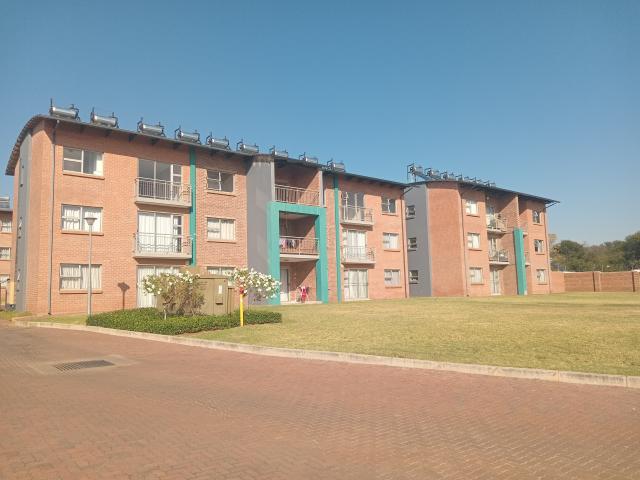 2 Bedroom Apartment To Let in Montana