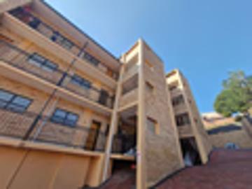 2 Bedroom Apartment To Let in Morningside