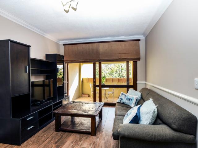 2 Bedroom Apartment To Let in Morningside