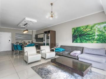 2 Bedroom Apartment To Let in Morningside