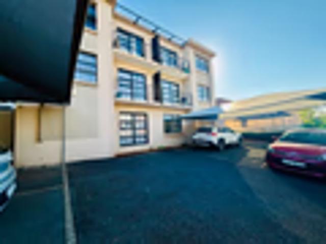 2 Bedroom Apartment To Let in Morningside