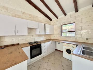 2 Bedroom Apartment To Let in Morningside