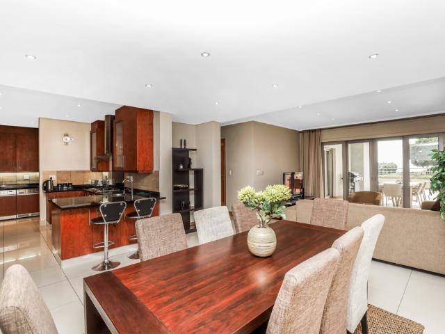2 Bedroom Apartment To Let in Morningside