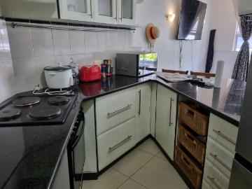 2 Bedroom Apartment To Let in New Town Centre