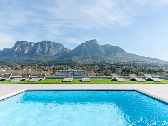 2 Bedroom Apartment To Let in Newlands