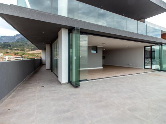 2 Bedroom Apartment To Let in Observatory