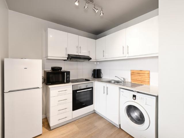 2 Bedroom Apartment To Let in Observatory | LIONLEAD Real Estate