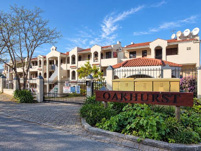 2 Bedroom Apartment To Let in Old Place