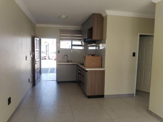 2 Bedroom Apartment To Let in Olifantsfontein | Waterfall Properties