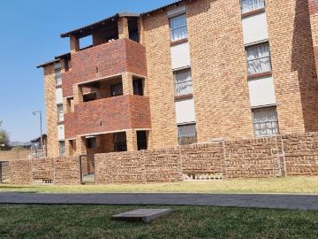 2 Bedroom Apartment To Let in Olifantsvlei