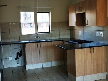 2 Bedroom Apartment To Let in Olympus AH