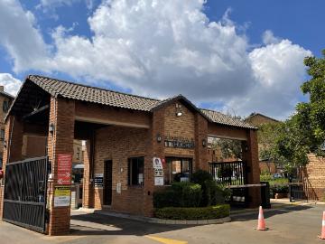 Apartment to rent in Lenasia South - Grill