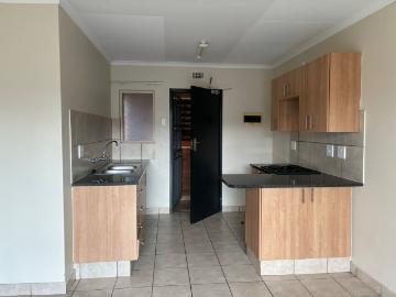 2 Bedroom Apartment To Let in Olympus AH