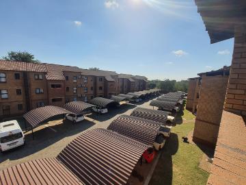 2 Bedroom Apartment To Let in Onverwacht