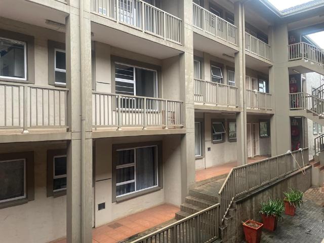 2 Bedroom Apartment To Let in Panorama
