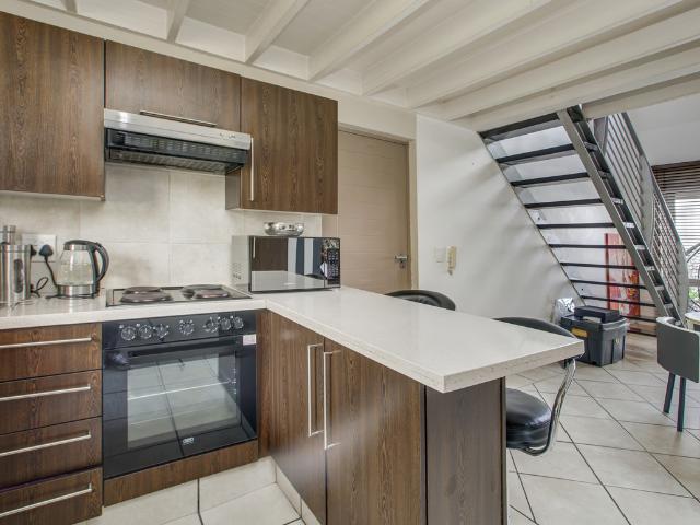 2 Bedroom Apartment To Let in Paulshof