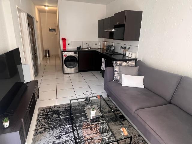2 Bedroom Apartment To Let in Paulshof