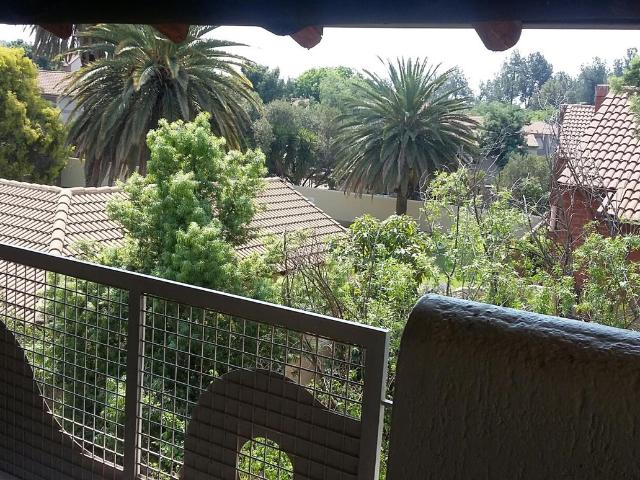 2 Bedroom Apartment To Let in Paulshof