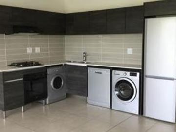 Rivonia Gardens, City of Ekurhuleni Metropolitan Municipality, Gauteng, South Africa