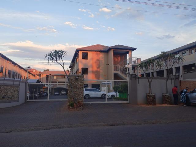 2 Bedroom Apartment To Let in Pretoria North