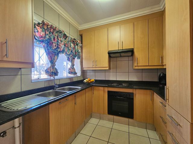 2 Bedroom Apartment To Let in Rant En Dal