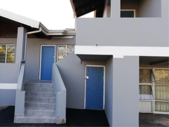 2 Bedroom Apartment To Let in Reservoir Hills