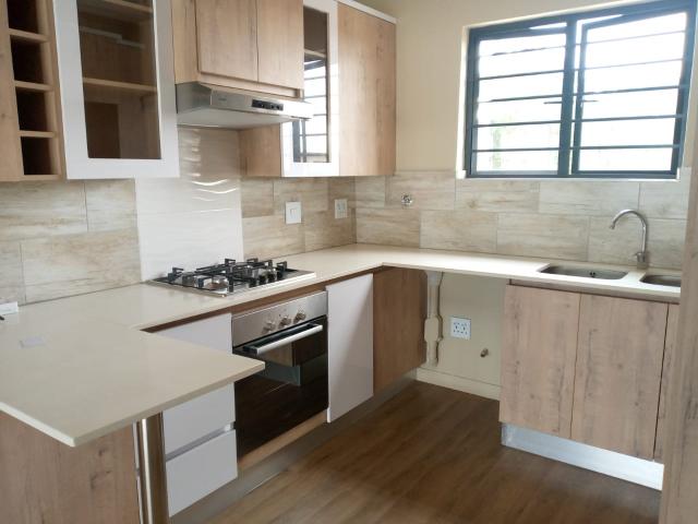 2 Bedroom Apartment To Let in Roodepark Eco Estate