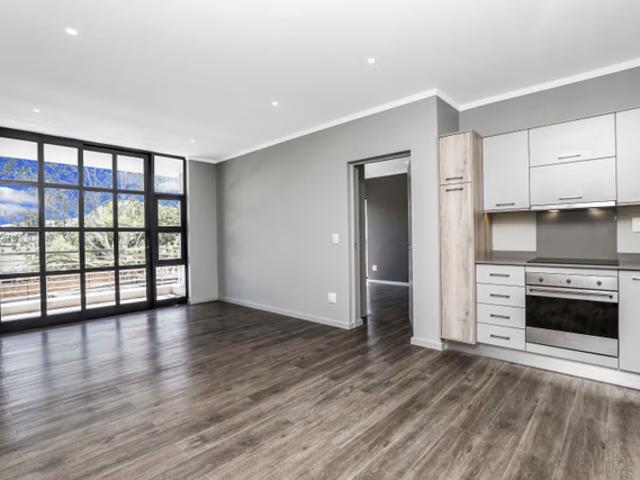 2 Bedroom Apartment To Let in Rosebank