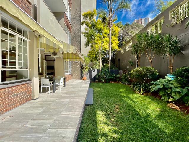 2 Bedroom Apartment To Let in Rosebank