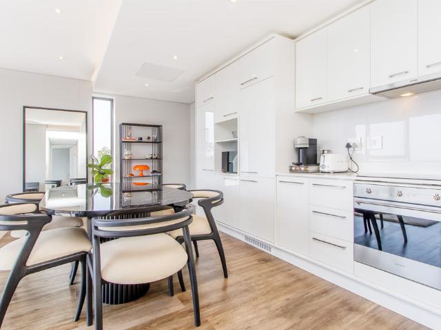 2 Bedroom Apartment To Let in Rosebank