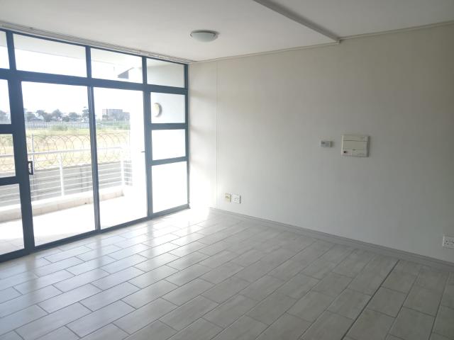 2 Bedroom Apartment To Let in Royal Ascot