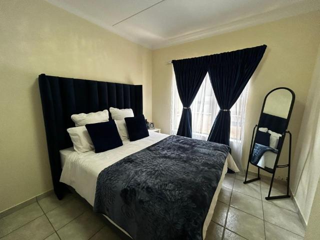 2 Bedroom Apartment To Let in Rynfield AH