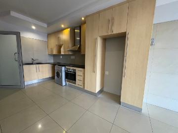 2 Bedroom Apartment To Let in Sandown
