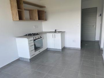 2 Bedroom Apartment To Let in Salt Rock