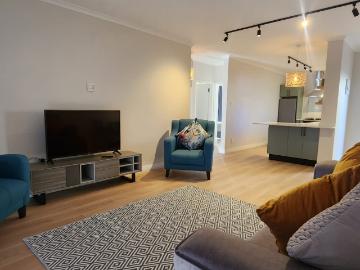 2 Bedroom Apartment To Let in Seaside Longships