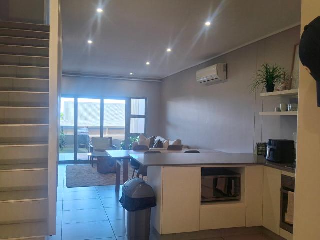 2 Bedroom Apartment To Let in Shakas Rock