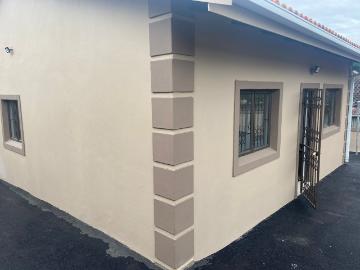 2 Bedroom Apartment To Let in Shallcross