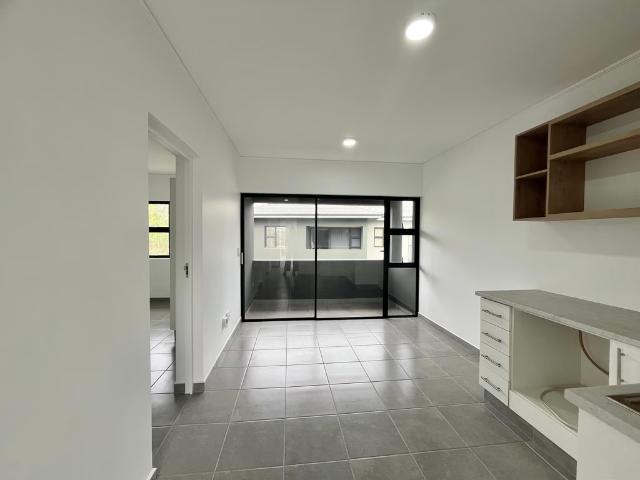 2 Bedroom Apartment To Let in Sheffield Beach