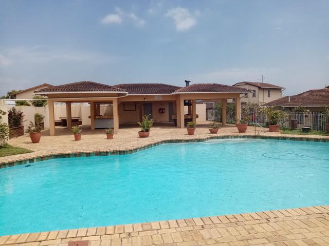 2 Bedroom Apartment To Let in Sherwood