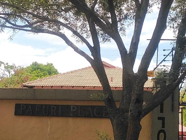 2 Bedroom Apartment To Let in Sinoville