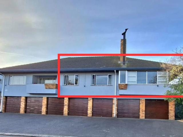 2 Bedroom Apartment To Let in Somerset West Central
