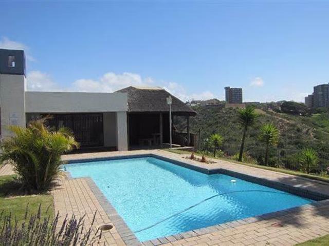 2 Bedroom Apartment To Let in South End