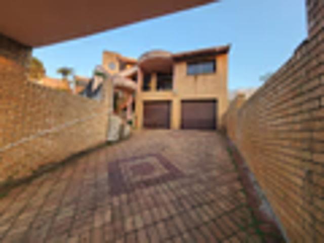2 Bedroom Apartment To Let in Southgate